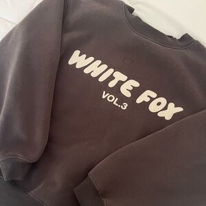 White fox Crewneck